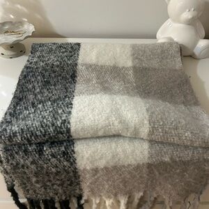 Steve Madden Plaid Scarf - Black and Cream